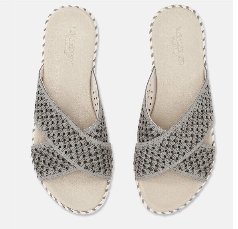 Ilse Jacobsen Women's Tulip 1575 Criss Cross Sandals LV5 Grey Size EU:43 - AllSportsWearUSA