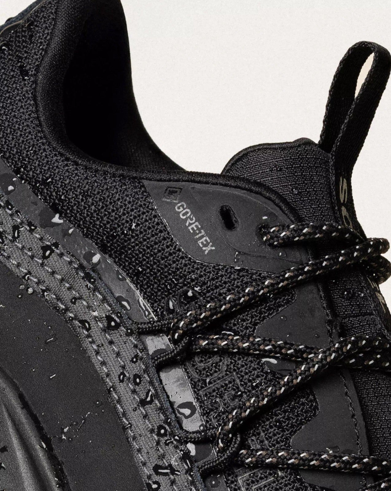 Sorel Women's CALLSIGN HORIZON™ Low GTX Sneaker 2142941-010 Black Jet