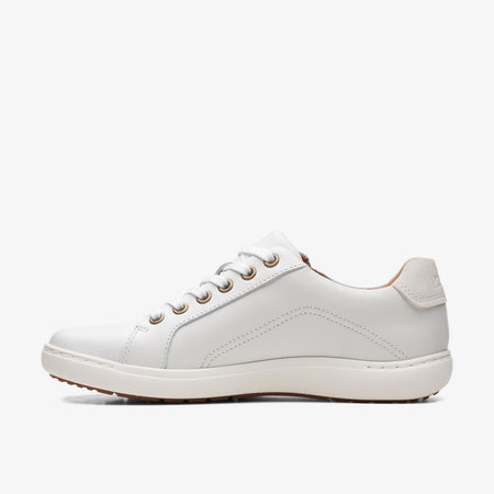 Clarks Women's Nalle Lace White Leather 26165001
