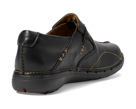 Clarks Women’s  Unloop Slip On Sneakers 26185071 Black