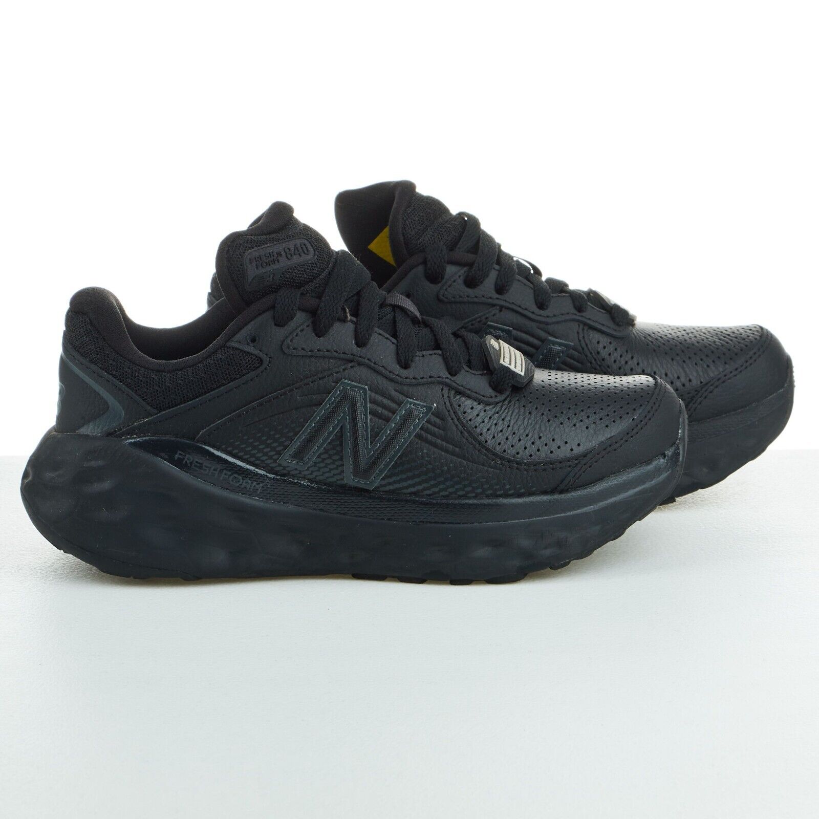 Size 6 - New Balance Fresh Foam X 840F Slip Resistant Triple Black - AllSportsWearUSA