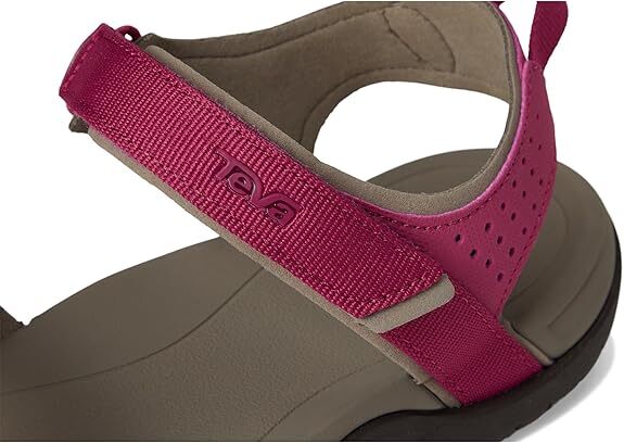 TEVA Women's Verra Hiking Sandal 1006263-CJB cherries  jubilee/ chocolate brown