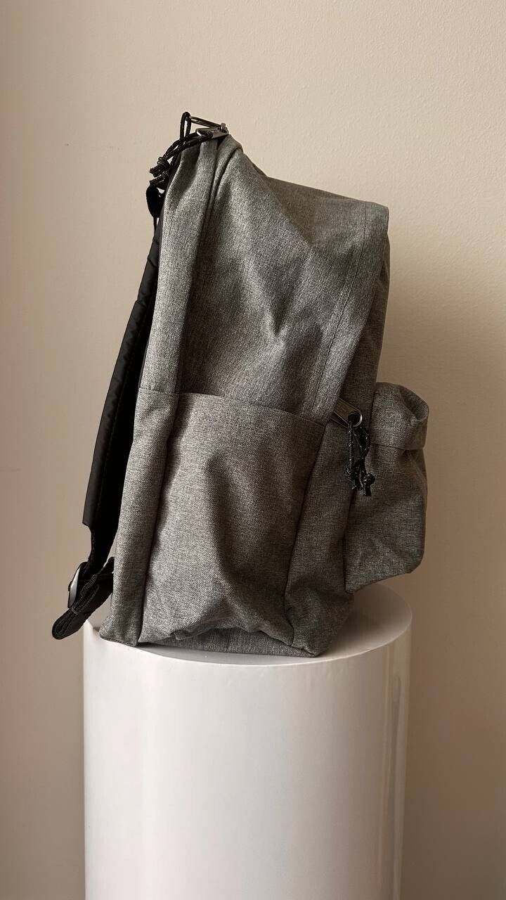 EASTPAC BAG Day OFFICE SUNDAY GREY JS0A86CI-97W27L BRAND NEW - AllSportsWearUSA