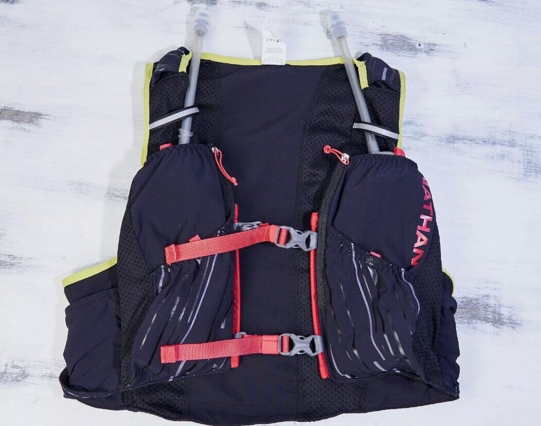 Nathan Pinnacle Race Vest 4L Hydration Pack 2 20oz Soft Flask Size M Black - AllSportsWearUSA