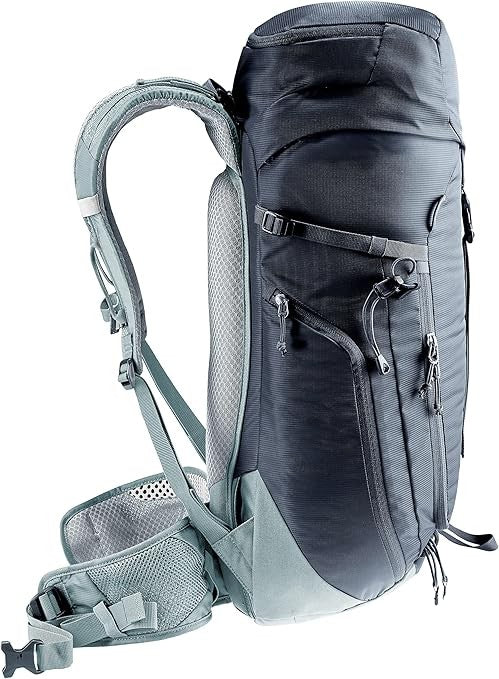Deuter Trail 30L Daypack 3440723-7411 Black/Shale