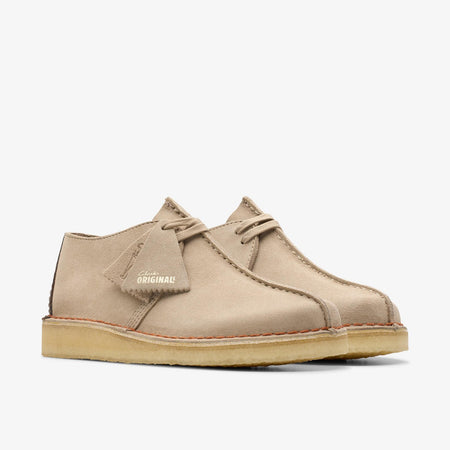 Clarks Mens Desert Trek Shoe 26178478 Sand Suede