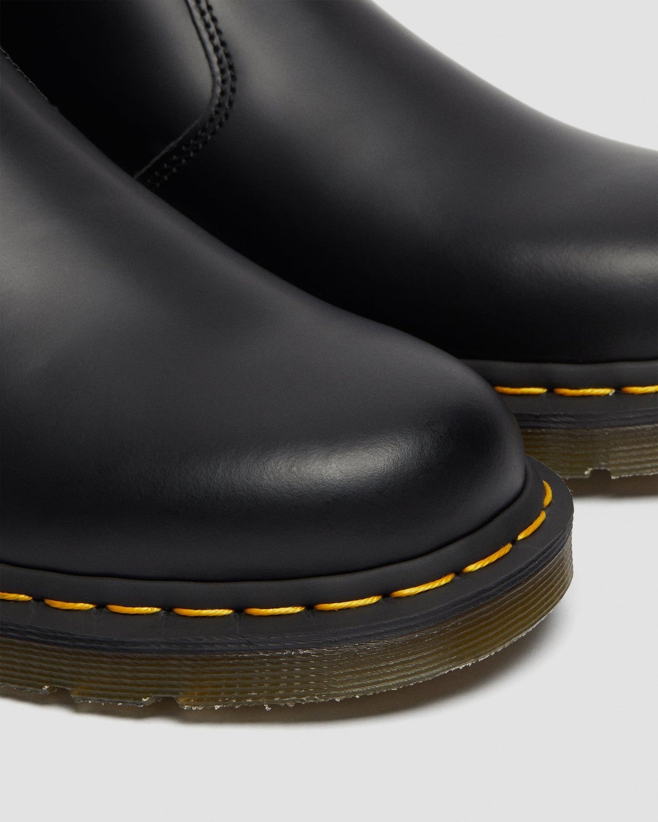 Dr. Martens 2976 Women's Chelsea Boot 22227001 Black Smooth US 8