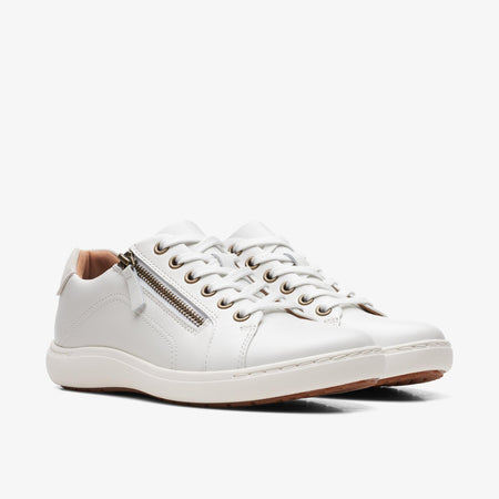 Clarks Women's Nalle Lace White Leather 26165001