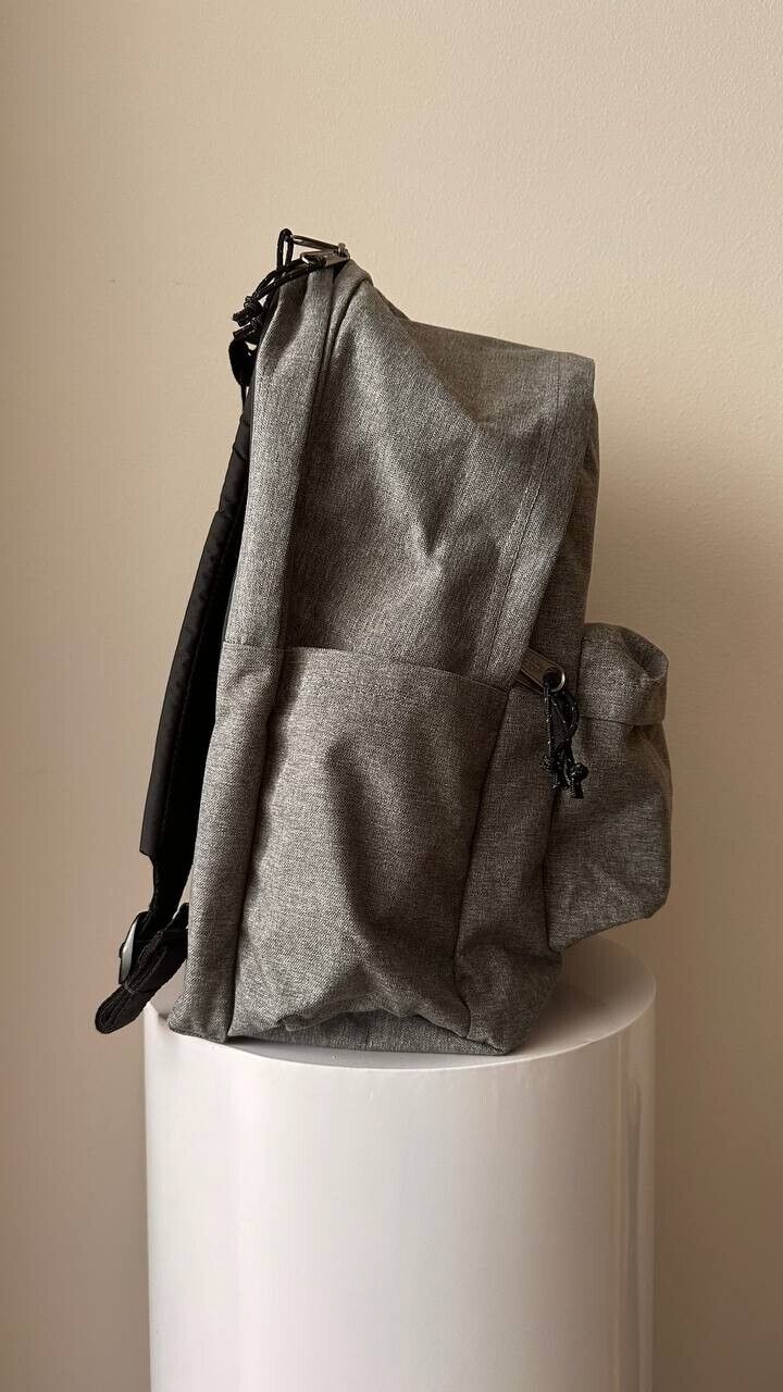 EASTPAC BAG Day OFFICE SUNDAY GREY JS0A86CI-97W27L BRAND NEW - AllSportsWearUSA